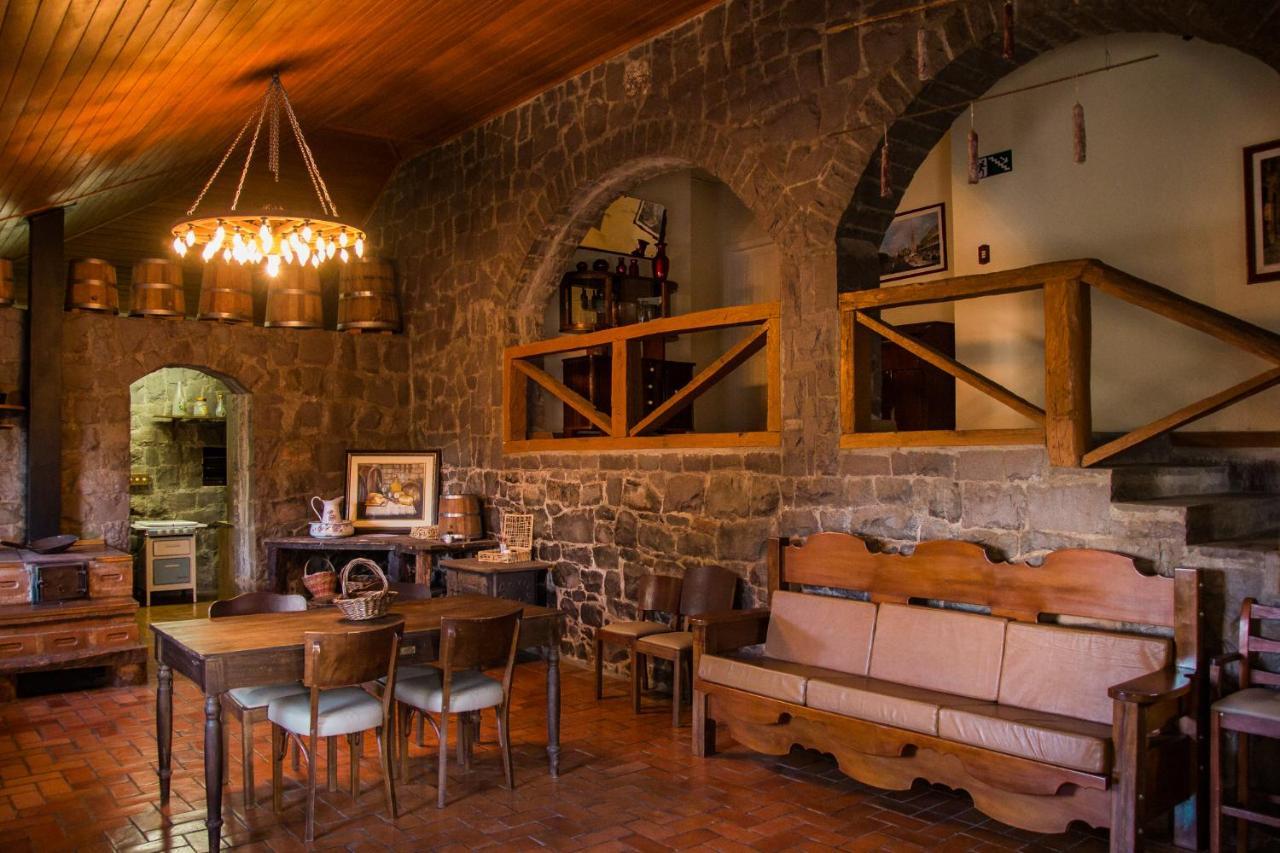 Casa De Pedra Mena Kaho Villa Bento Gonçalves Dış mekan fotoğraf